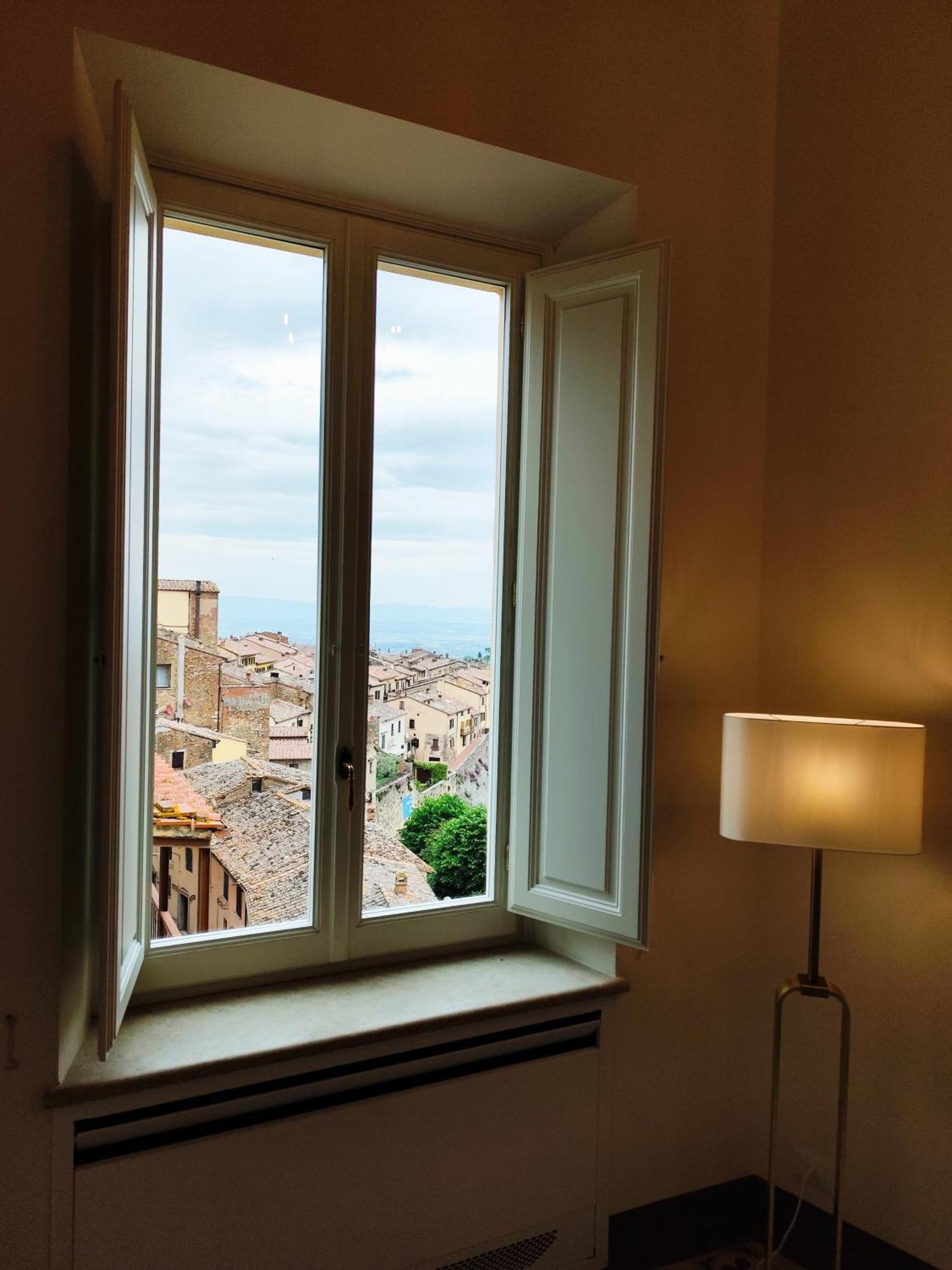 Dimora Dell'Erbe Apartment มอนติปุลเชียโน ภายนอก รูปภาพ